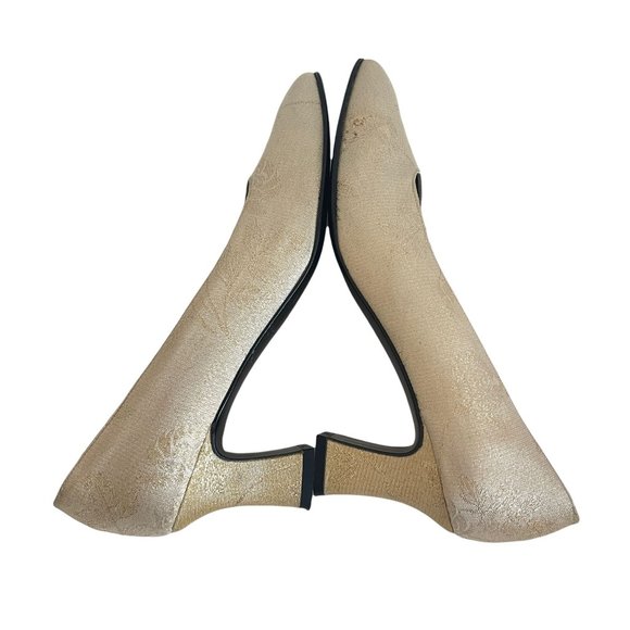 Salvatore Ferragamo Grezzo Gold Heels, DQ66147 Size 7.5 2a - Picture 6 of 9